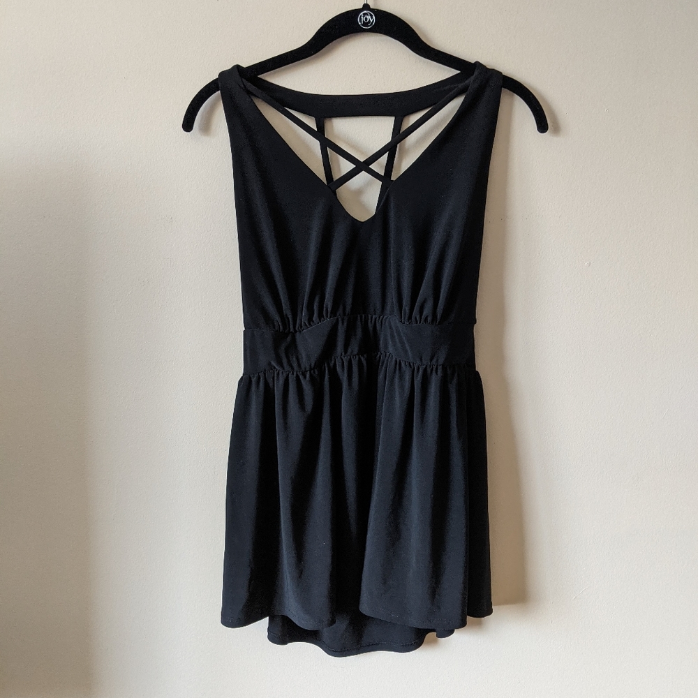SOLD Torrid strappy tank top - Picture 1 of 6